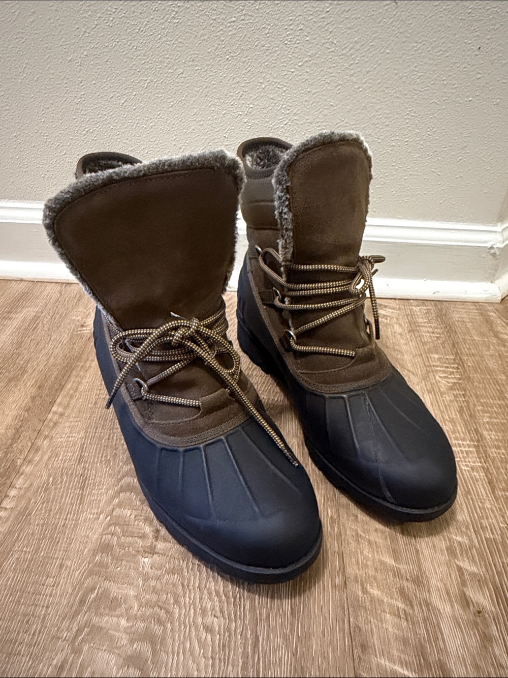 BareTraps Women Lace Up faux fur thermal Boots